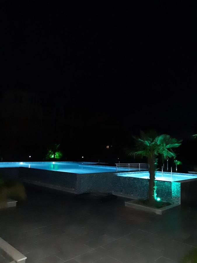 Amelia Sea Apartments Равда Экстерьер фото