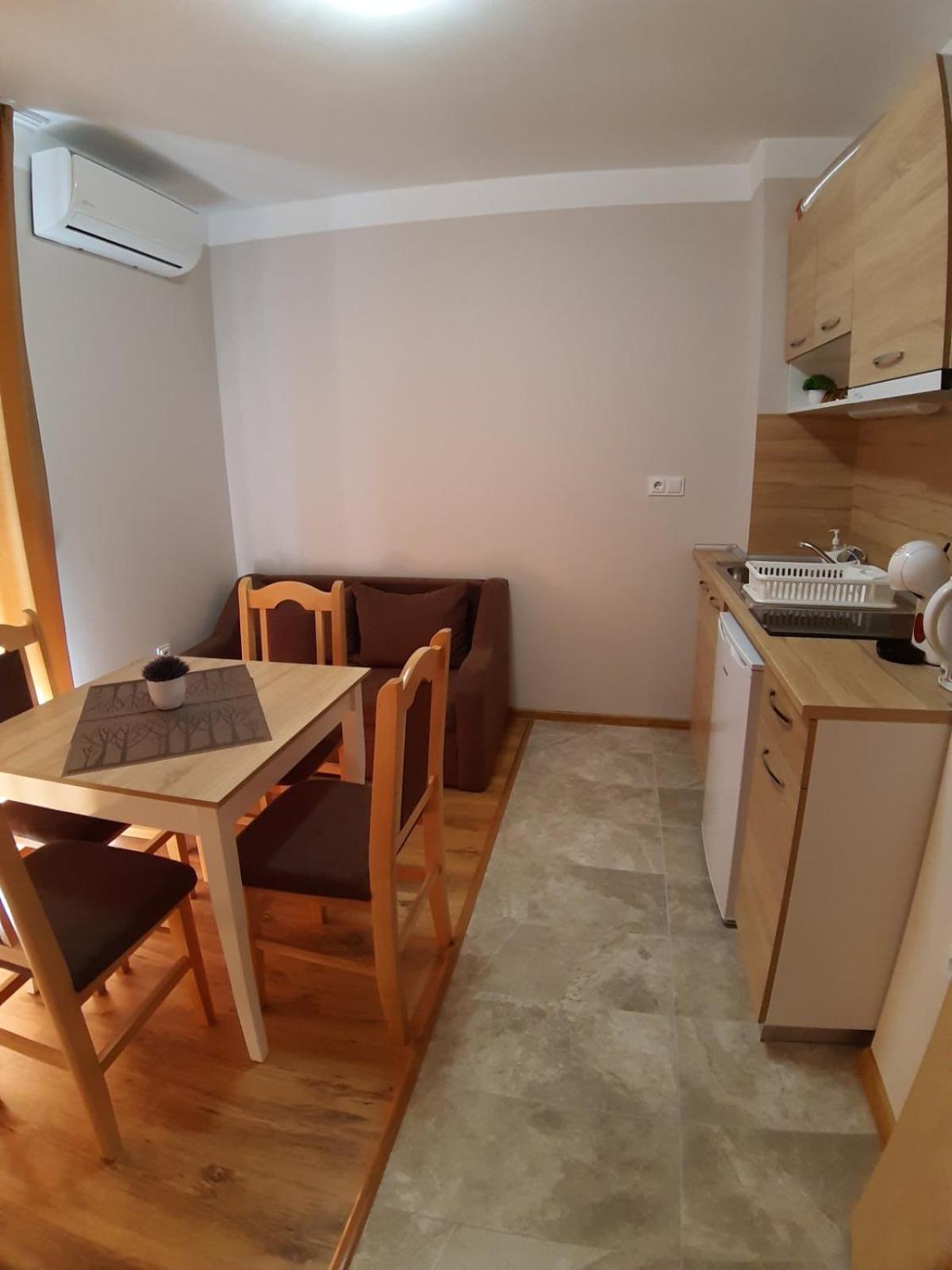 Amelia Sea Apartments Равда Экстерьер фото